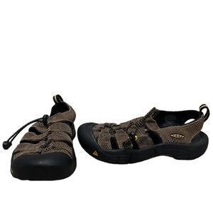 Keen Newport Sandals Brown Size 3